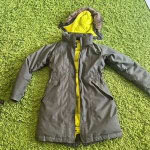 The North Face Women's Green Ski Jacket with Yellow Interior